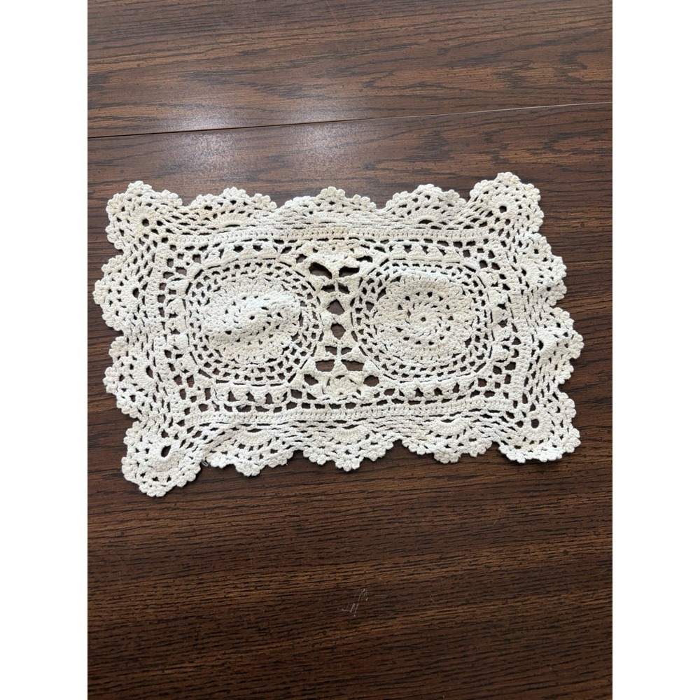 Vintage Hand Crochet rectangular Doily‎ Cotton Ivory Lace Table Topper